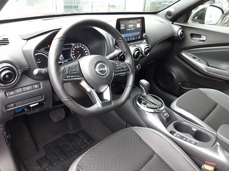 Nissan Juke 1.6 Hybrid N-Connecta AUT LED Winterp. PDC