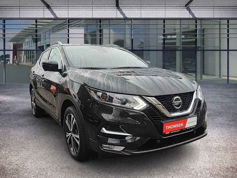 Nissan Qashqai 1.3 DIG-T N-Connecta DSG Navi Pano PDC